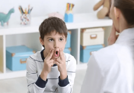 Dil ve Konuşma Bozukluğu Nedir?